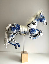 Blue Magnolia Toile  Mustang